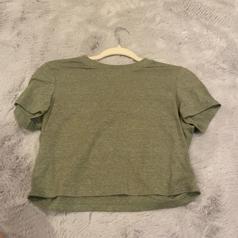crop top